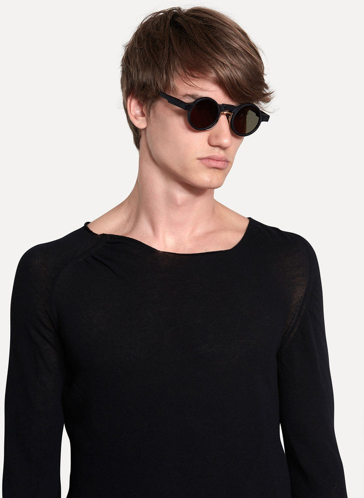 Maske N3 44-24 Black Matte Sunglasses Gold Detail – cruvoir-test