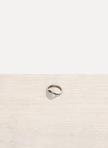 Signet Ring Oval Hammered